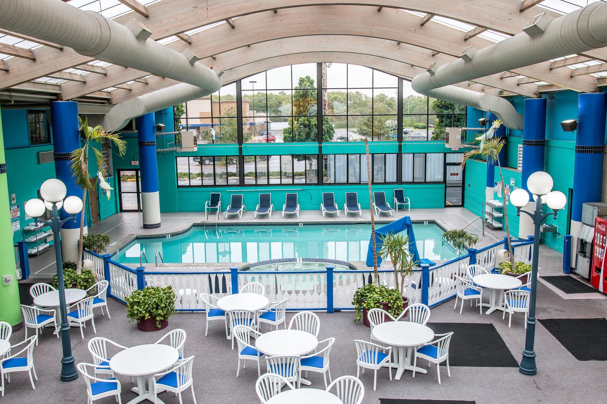 Country Inn & Suites By Radisson, Muskegon, Mi Εξωτερικό φωτογραφία