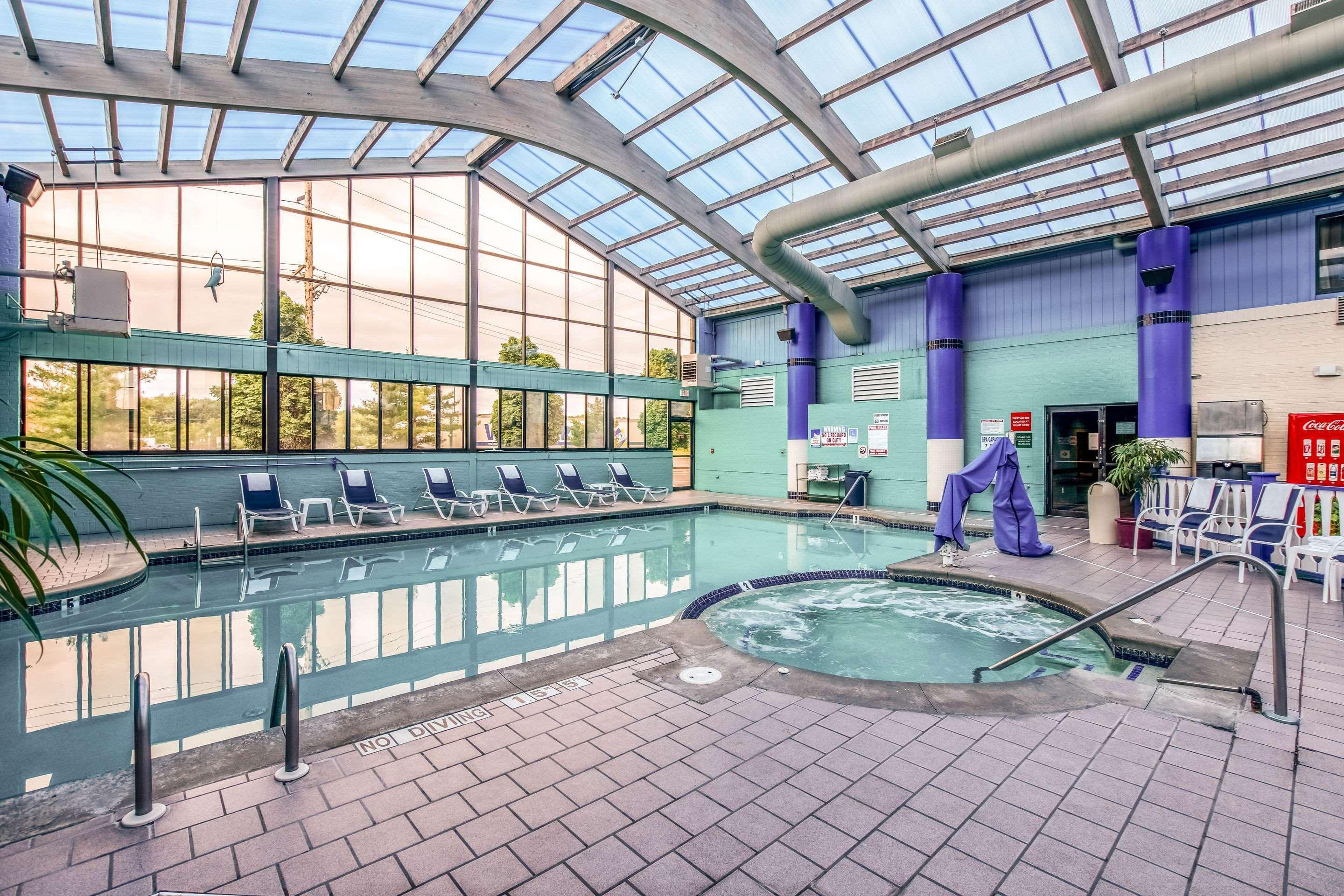 Country Inn & Suites By Radisson, Muskegon, Mi Εξωτερικό φωτογραφία